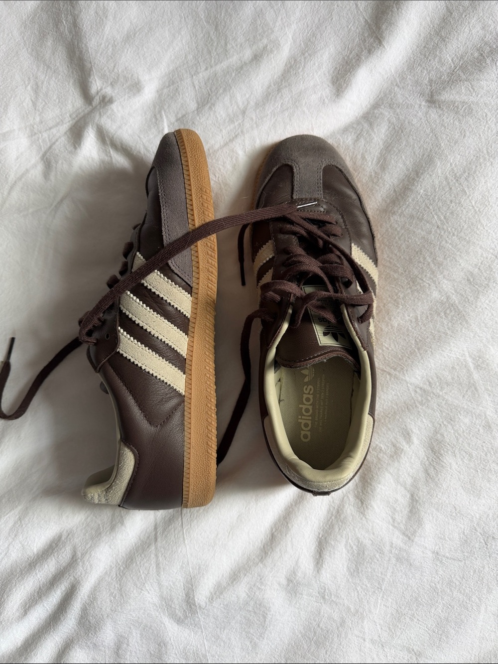 adidas Men’s Brown Leather Sneakers with Cream Stripes size 9